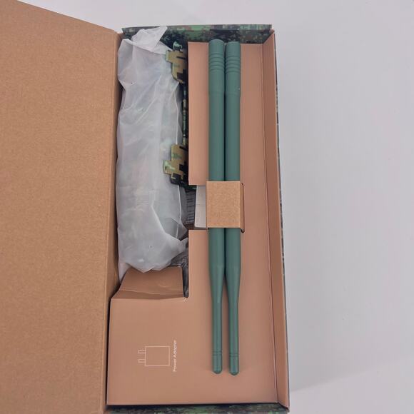 Wavlink AC1200 Dual Band Outdoor Access Point - Picture 4 of 4